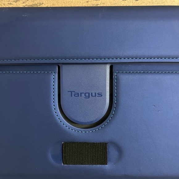 Targus Blue Ipad Mini Case with Stand and Magnetic Closure - Picture 2 of 4